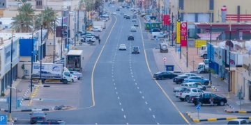 أمانة حائل تستكمل تأهيل طريق الملك خالد لتعزيز كفاءة الحركة نحو المنطقة المركزية