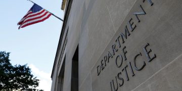 اتهام جندي أمريكي لاستغلاله معلومات سرية للتربح من عملية القبض على مادورو