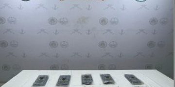 احباط تهريب 11 كيلوجرامًا من الحشيش المخدر بعسير