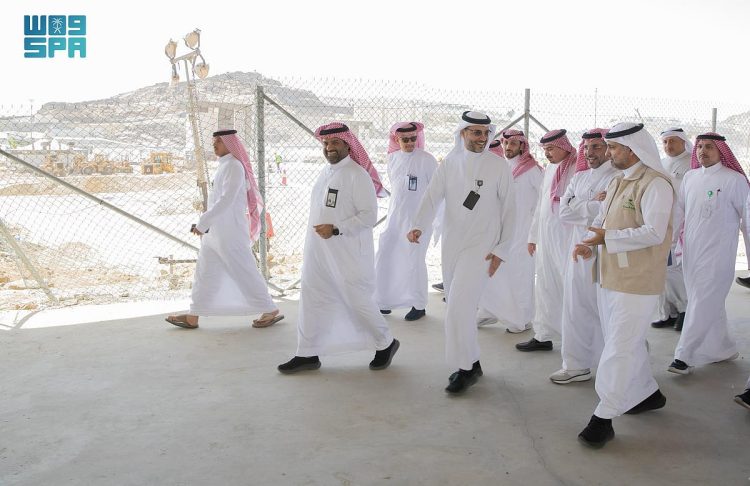 استعدادًا لموسم الحج.. وزير الصحة يتفقد جاهزية المنشآت الصحية في مكة