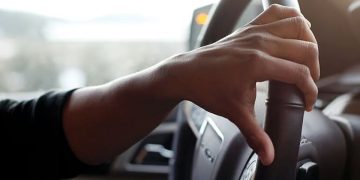 استقرار التنقّل في السعودية رغم التوترات الإقليمية وملايين الرحلات خلال مارس