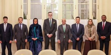 «البديوي» يستعرض آخر المستجدات في المنطقة مع سفراء دول المجلس المعتمدين لدى بلجيكا والاتحاد الأوروبي