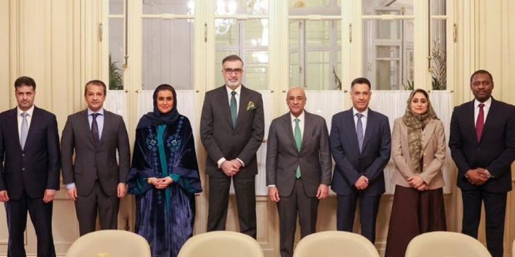 «البديوي» يستعرض آخر المستجدات في المنطقة مع سفراء دول المجلس المعتمدين لدى بلجيكا والاتحاد الأوروبي