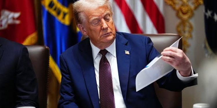 البيت الأبيض: ترامب اطلع على مقترح إيران.. ولا معلومات بشأن إزالة الألغام من هرمز