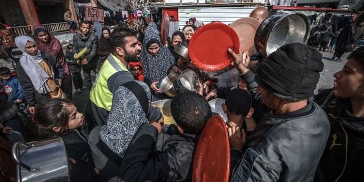 الصحة العالمية: أزمة صحية حادة في غزة مع دمار واسع ونقص حاد في الإمدادات