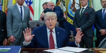 «ترامب»: إيران انتهكت وقف إطلاق النار مرات عديدة