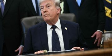 ترامب: تمديد وقف إطلاق النار بين إسرائيل ولبنان 3 أسابيع