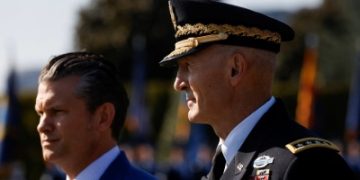 تنحّي رئيس أركان الجيش الأميركي راندي جورج