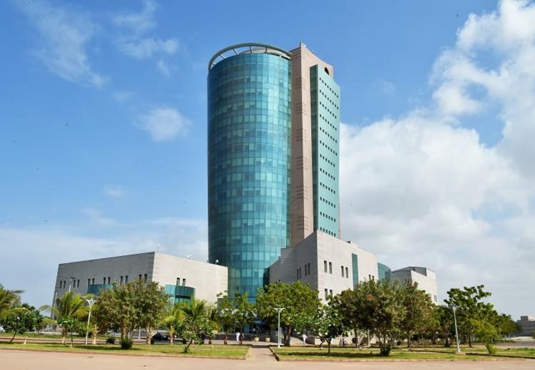 جامعة جازان تطلق برنامجًا لصناعة الأفلام القصيرة وتحفيز الإبداع السينمائي