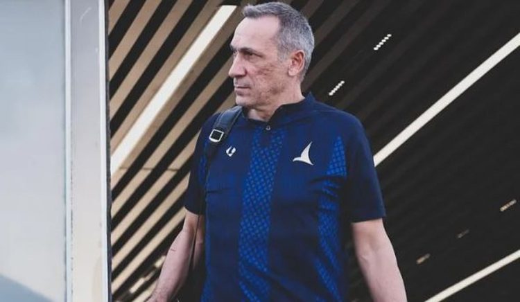 جورجيوس دونيس مدربا للمنتخب السعودي في كأس العالم خلفاً لرينارد