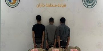 حرس الحدود بجازان يقبض على 3 يمنيين لتهريبهم 60 كيلوجراما من القات المخدر