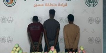 حرس الحدود بعسير يقبض على 3 إثيوبيين لتهريبهم 60 كيلوجراما من القات المخدر