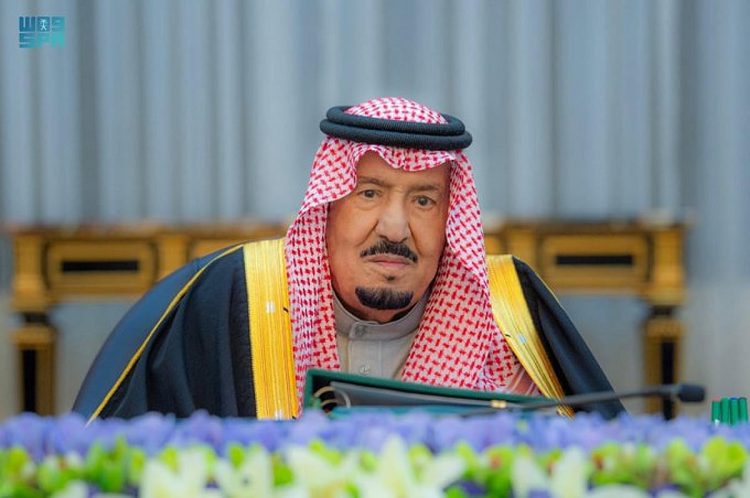 خادم الحرمين الشريفين يأمر بترقية وتعيين 218 قاضيًا بوزارة العدل