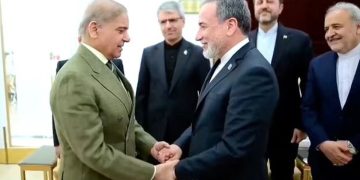 «رويترز»: «عراقجي» غادر إسلام آباد بعد مباحثات مع مسؤولين باكستانيين