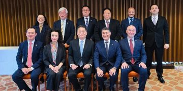 سفير المملكة في اليابان يشارك في مهرجان شينغن-كو ويبحث تعزيز التعاون الثقافي والزراعي مع طوكيو