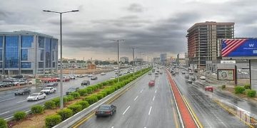 طقس الإثنين.. أمطار رعدية  وسيول مصحوبة بزخات من البرد على عدة مناطق