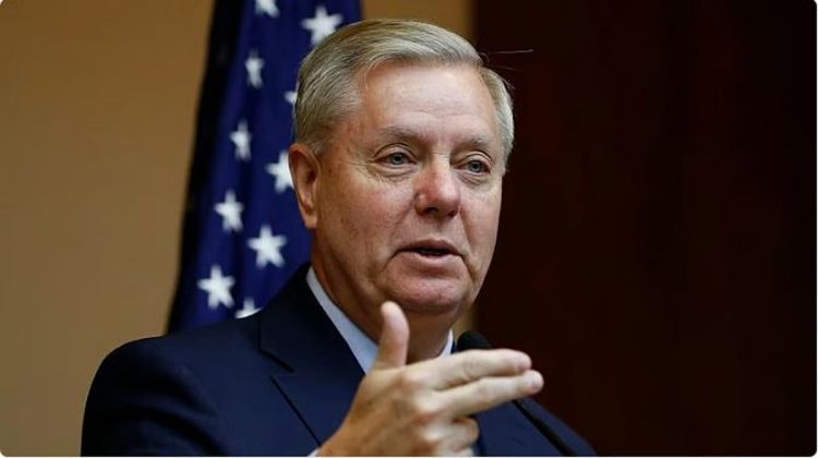 ليندسي غراهام: أؤيد رغبة «ترامب» في إنهاء الصراع مع إيران من خلال الدبلوماسية والمفاوضات