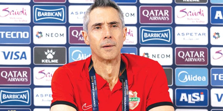 مدرب شباب الأهلي الإماراتي: الفوز على تراكتور الإيراني خطوة تعزز ثقافة الانتصار