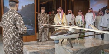 مساعد وزير الداخلية لشؤون التقنية يزور قيادة القوات الخاصة للأمن البيئي