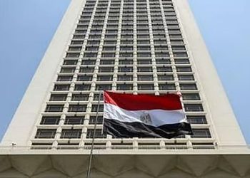 مصر تدين استهداف موقعين حدوديين شمال الكويت