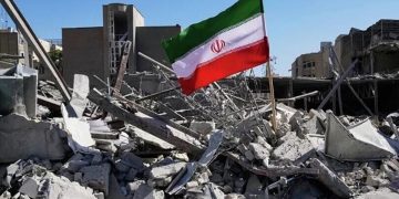 مقتل 5 أشخاص وإصابة 170 آخرين جراء القصف الإسرائيلي على الشركات البتروكيماوية في ماهشهر