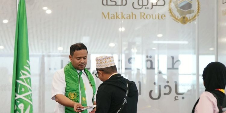 هيئة الطيران المدني تخصص صالات لاستقبال حجاج مبادرة «طريق مكة» في مطاري جدة والمدينة