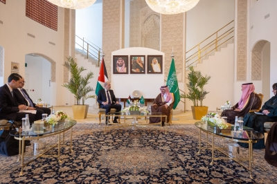 وزير الخارجية ونظيره الأردني يؤكدان رفضهما الاعتداءات الإيرانية