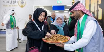 وصول أولى رحلات مستفيدي مبادرة «طريق مكة» من مطار إسطنبول إلى المدينة المنورة