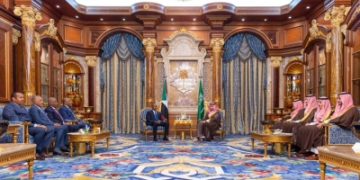 ولي العهد والبرهان يؤكدان دعم أمن السودان واستقراره ووحدة أراضيه