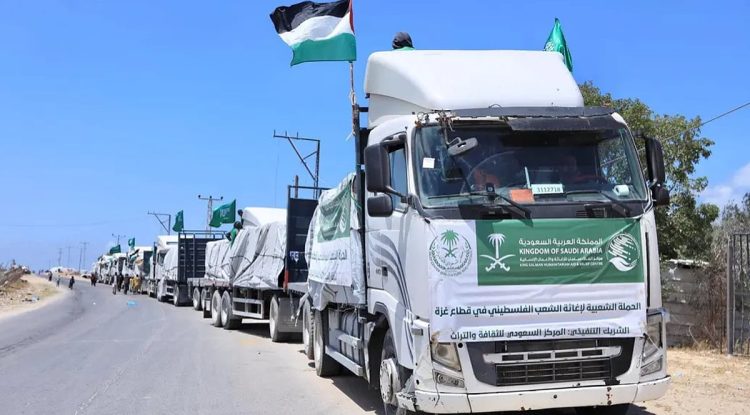 وصول قافلة مساعدات جديدة مقدمة من مركز الملك سلمان للإغاثة إلى قطاع غزة