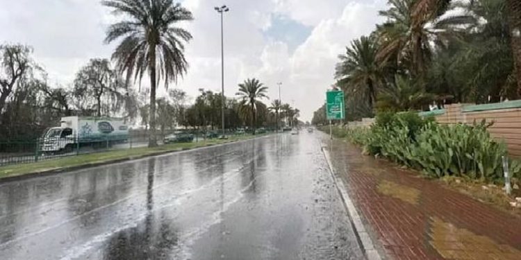 أمطار رعدية في مكة.. توقعات حالة الطقس اليوم الأربعاء 26-11-1447 في المملكة