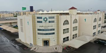 أمير منطقة المدينة المنورة يرعى حفل تخريج متدربي ومتدربات التدريب التقني والمهني بالمنطقة