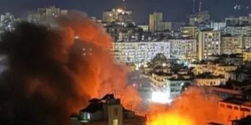 إسرائيل تقصف لبنان بأكثر من 120 غارة جوية وتوسع عملياتها البرية