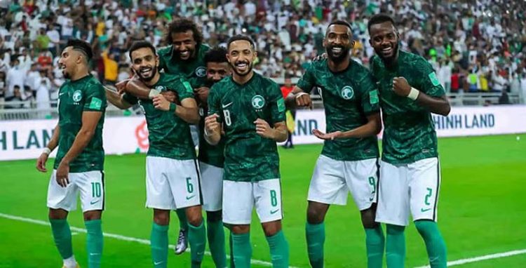 الأخضر يدشّن تدريباته في نيويورك تحضيرًا لكأس العالم