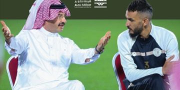 الأمير تركي بن طلال يحفز ضمك قبل مواجهتهم الحاسمة أمام الفيحاء