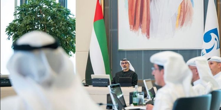 الإمارات تسعى لإنجاز خط أنابيب لتصدير النفط بعيدا عن مضيق هرمز