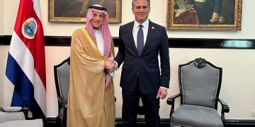 «الجبير» يبحث مع وزير الخارجية والأديان في كوستاريكا سبل تعزيز التعاون بين البلدين