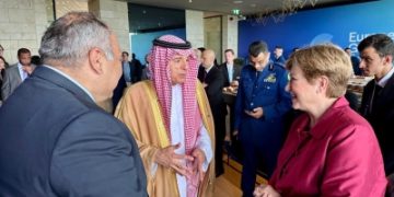 الجبير يشارك بالقمة الأوروبية الخليجية الأولى للجيوسياسة والاستثمار