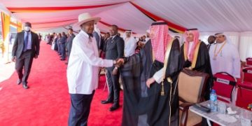 الخريجي يشارك في حفل مراسم تنصيب رئيس أوغندا