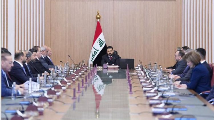 الزيدي يتسلم قيادة الحكومة العراقية رسميا ويتعهد بحماية السيادة وتعزيز العلاقات العربية والإقليمية والدولية