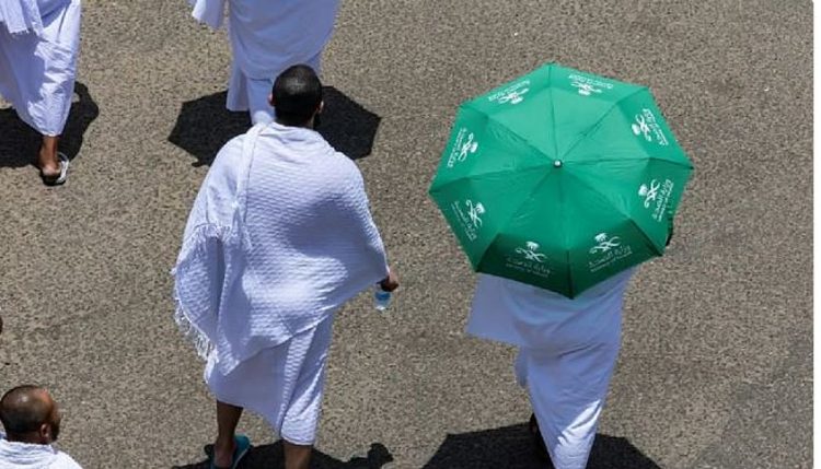 «الصحة» تؤكد أهمية استخدام المظلة للوقاية من الإجهاد الحراري وضربات الشمس خلال الحج
