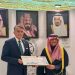 المملكة تسلم مساهمتها السنوية لدعم ميزانية وبرامج "الأونروا" بمبلغ مليوني دولار
