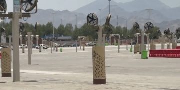 بعد يوم عرفة.. جهود مكثفة لتنظيف وتهيئة محيط جبل الرحمة