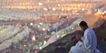 تسهيل الخدمات والتنقلات.. وزارة الحج توضح مزايا بطاقة نسك للحاج