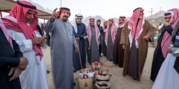 'خميس الطائف' يجمع بين سحر الجبال وعبق التراث