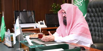 رئيس الشؤون الدينية يدشّن مركز "أحكام وآداب الزيارة" بالمسجد النبوي