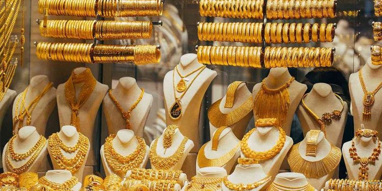 سعر الذهب في السعودية اليوم الخميس 20-11-1447 بعد تخطيه 4700 دولار عالميًا