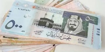 سعر الريال مقابل الدولار والعملات الأجنبية اليوم السبت 22-11-1447