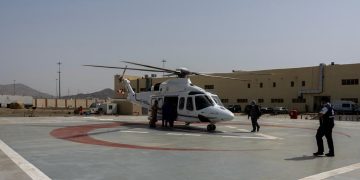 طائرة الإخلاء الطبي بوزارة الدفاع تنقل حاجا سبعينيا يعاني من جلطة
