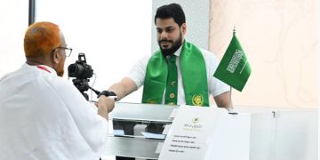 مبادرة «طريق مكة» تواصل خدماتها لضيوف الرحمن في بنجلاديش